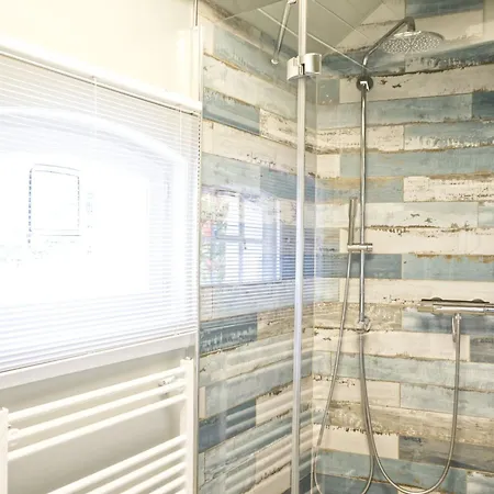 Haus Strandlaeufer By Interhome Prázdninový dům *