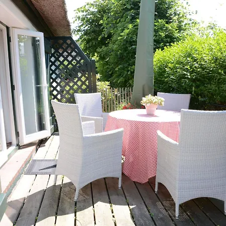 Haus Strandlaeufer By Interhome Prázdninový dům Alkersum