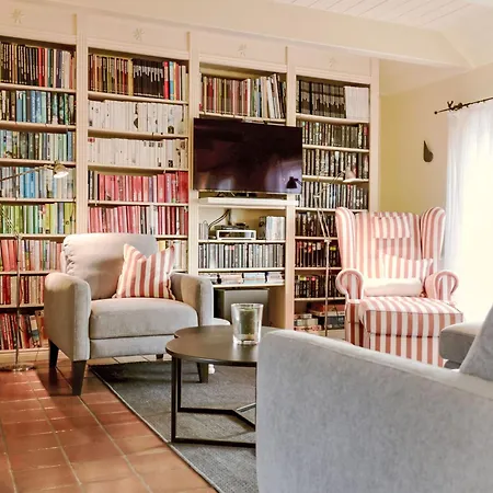 Haus Strandlaeufer By Interhome * Alkersum