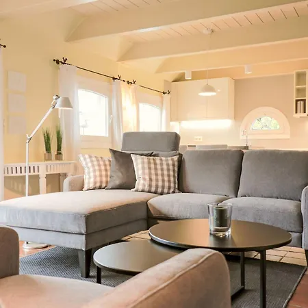 Haus Strandlaeufer By Interhome Alkersum
