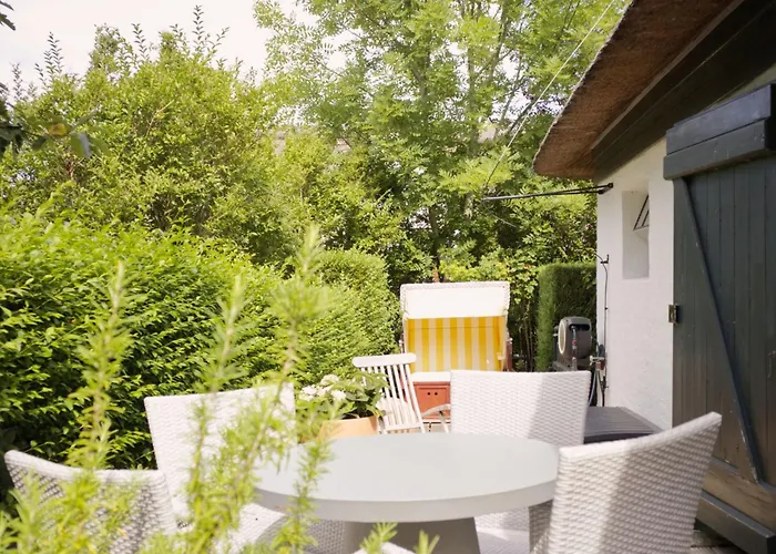 Haus Strandlaeufer By Interhome Alkersum